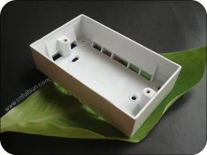 PVC електрическа кутия с неподвижно ухо за самогасене